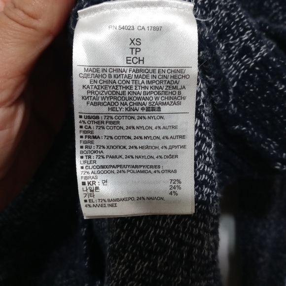 Banana Republic Ribbed Hem Long Sleeves Knit Sweater Size Extra Small - Picture 9 of 11